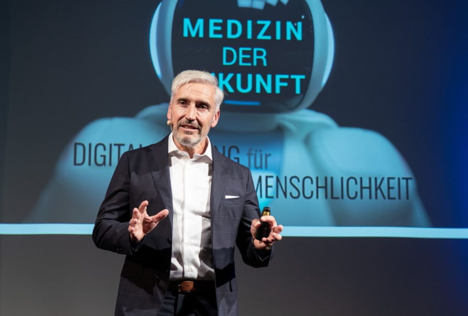 Dr. Gerd Wirtz – Digitalisierung der Medizin menschlich betrachtet